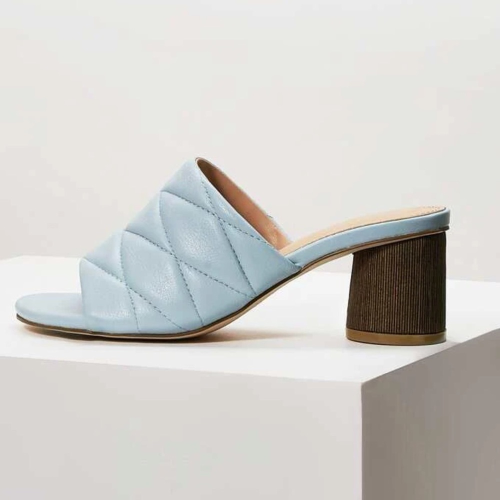 NIB MOTF Blue Premium Mule Sandals size 41/9.5